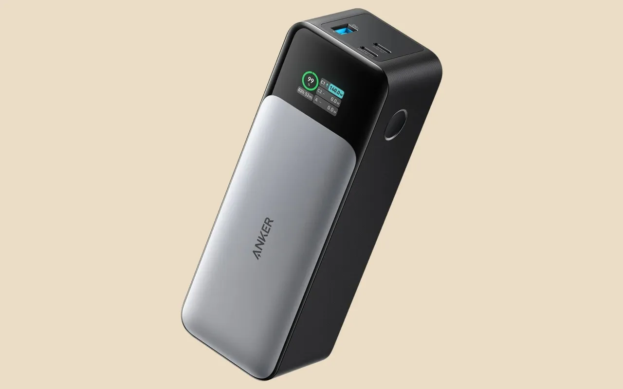 737 Power Bank PowerCore 24K, product image from Anker