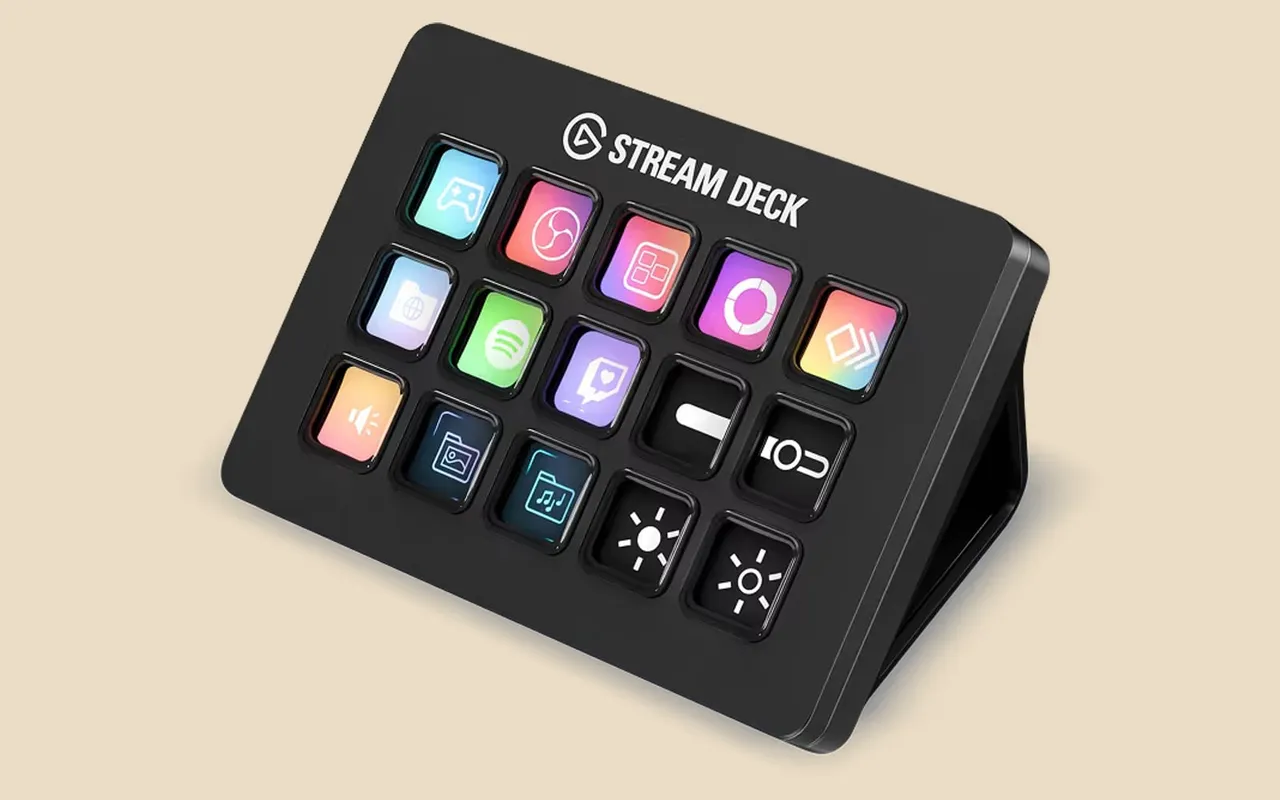 Stream Deck MK.2, product image from Elgato