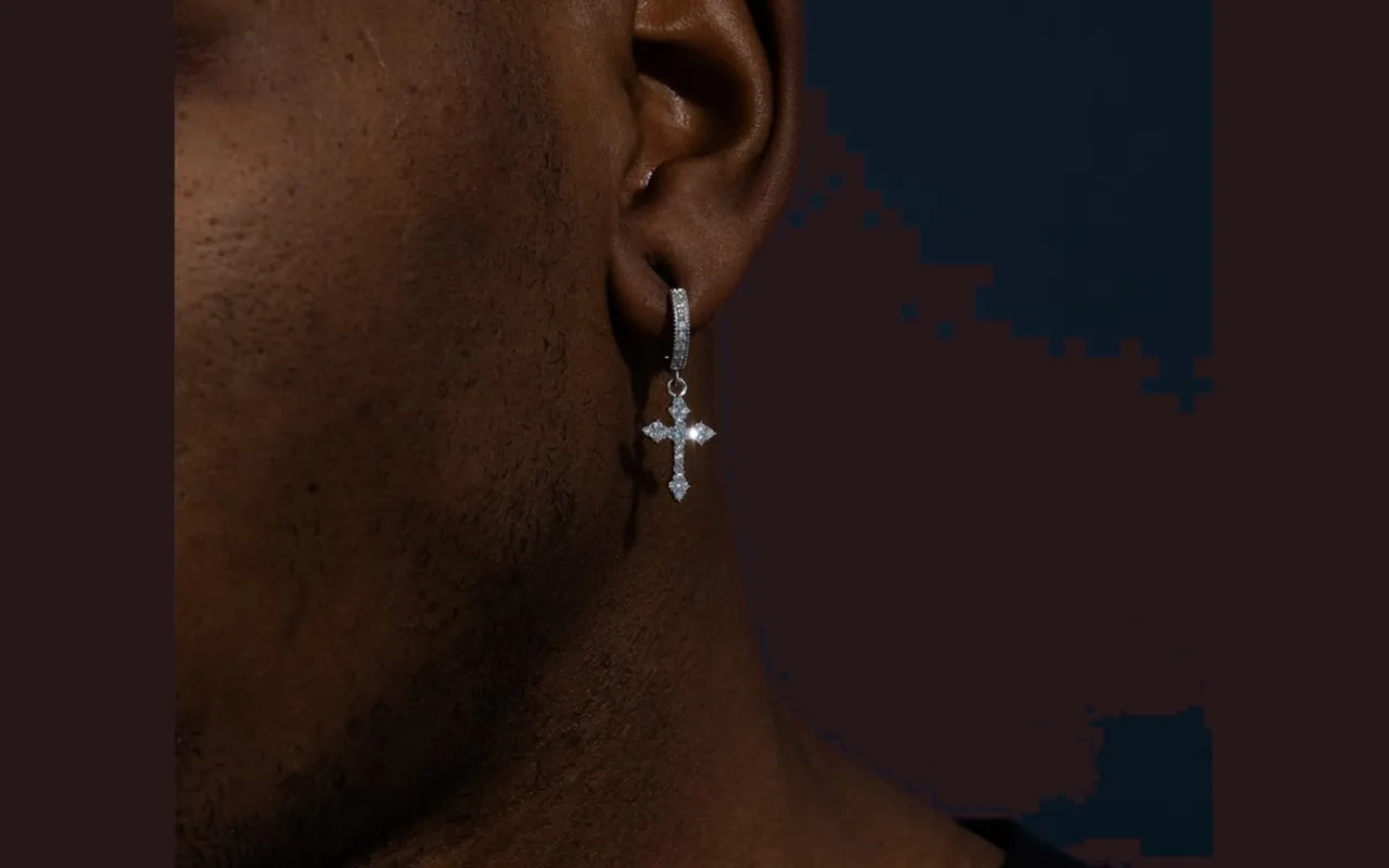 VVS1 0.64ct Cross Earrings - Moissanite & S925, product image from IceClique