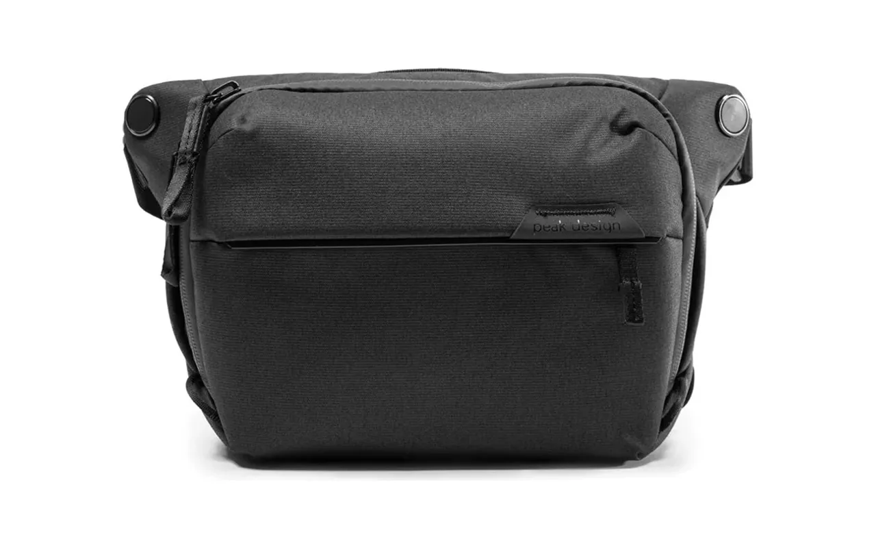 Everyday Sling 6L v2, product image from Peak Design